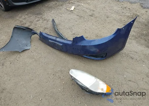 2008 Hyundai Accent Gs from USA, damaged, VIN KMHCM36C88U096447